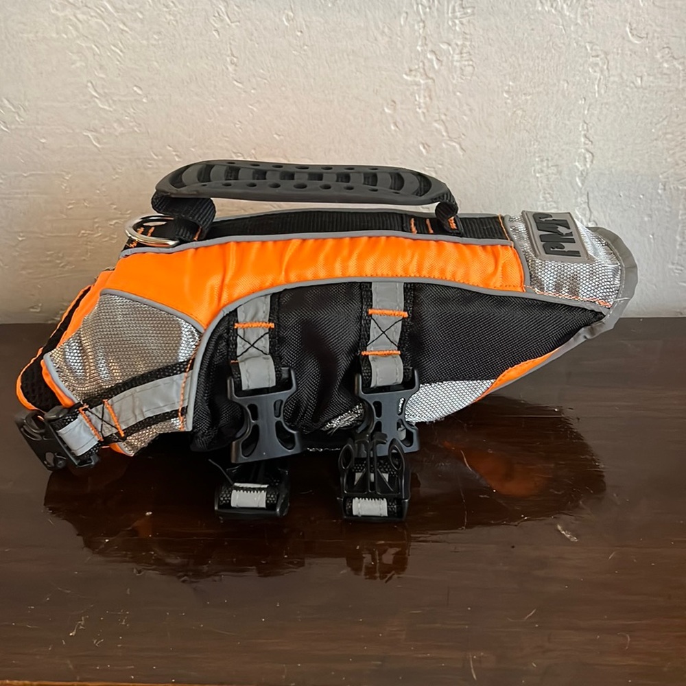 PMP life jacket for pets